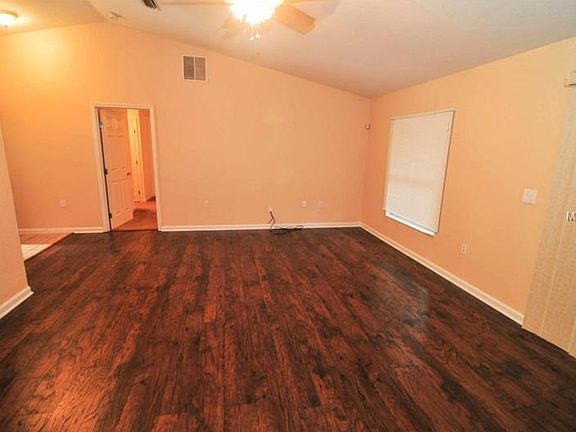 4th image of 13262 SE 36th Ave