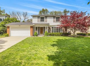 2895 E Eisenhower Pkwy, Ann Arbor, MI 48108