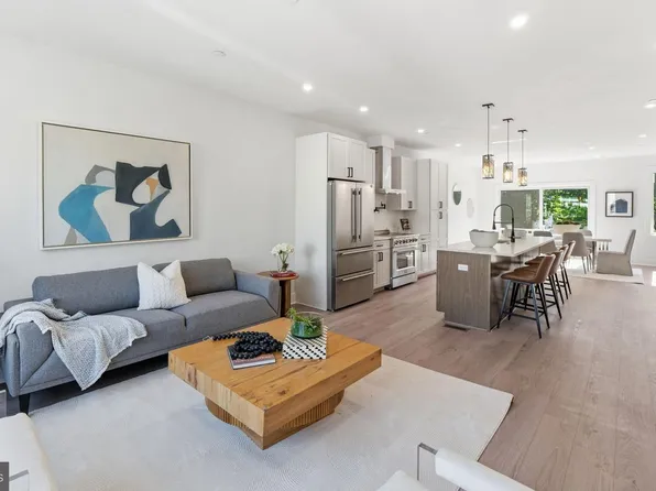 1004 50th Pl NE, Washington, DC 20019
