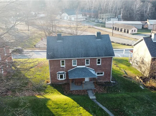 11 S Main St, Ellsworth, PA 15331