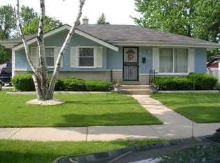 6820 W Brentwood Ave, Milwaukee, WI 53223