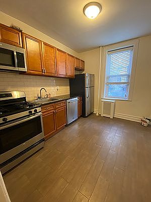 1st image of 28-29 43rd St #2