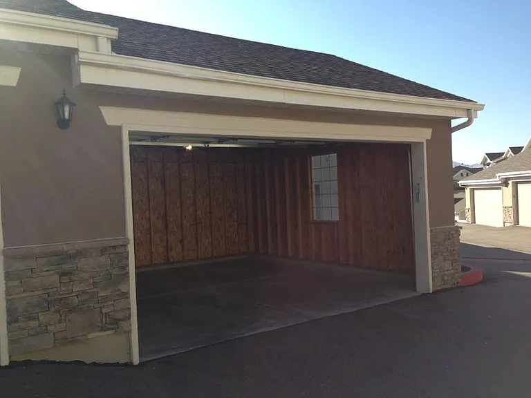 179 W Springview Dr — Photo 13
