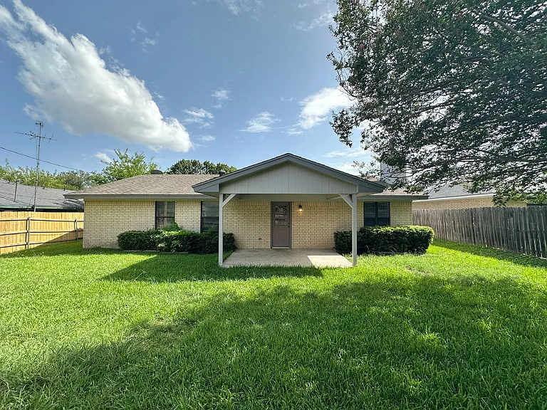 109 S Brook Dr — Photo 44