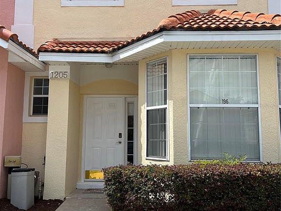2nd image of 1205 S Beach Cir