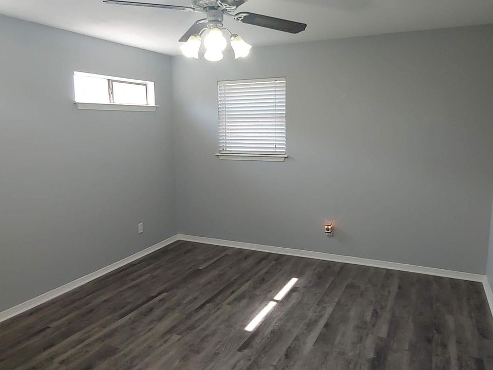 Upstairs bedroom