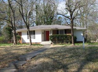 3100 Barfield Dr, Charlotte, NC 28217