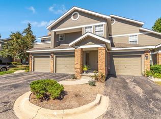 6613 Hearthstone Ct #83, West Bloomfield, MI