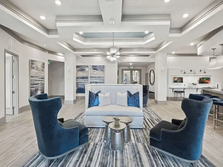 Building's Lounge