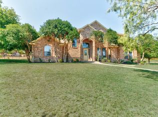 11201 Bighorn Ct, Fort Worth, TX 76108