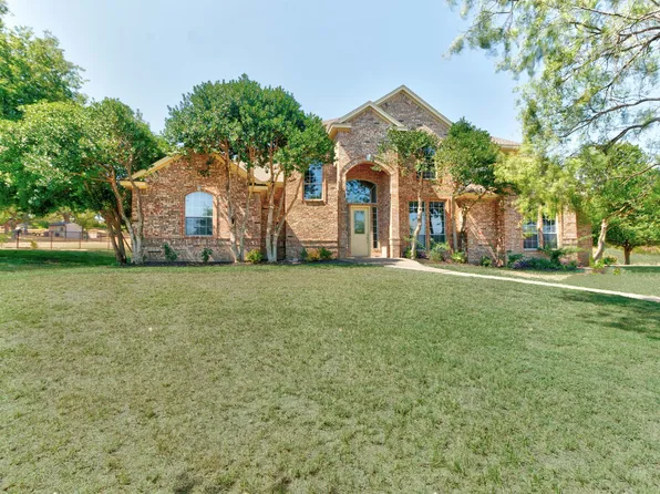 11201 Bighorn Ct, Fort Worth, TX 76108