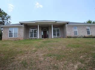 37 Joyce Dr, Phenix City, AL 36869