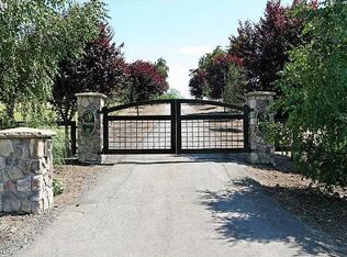 11450 NE Kuehne Rd, Carlton, OR 97111