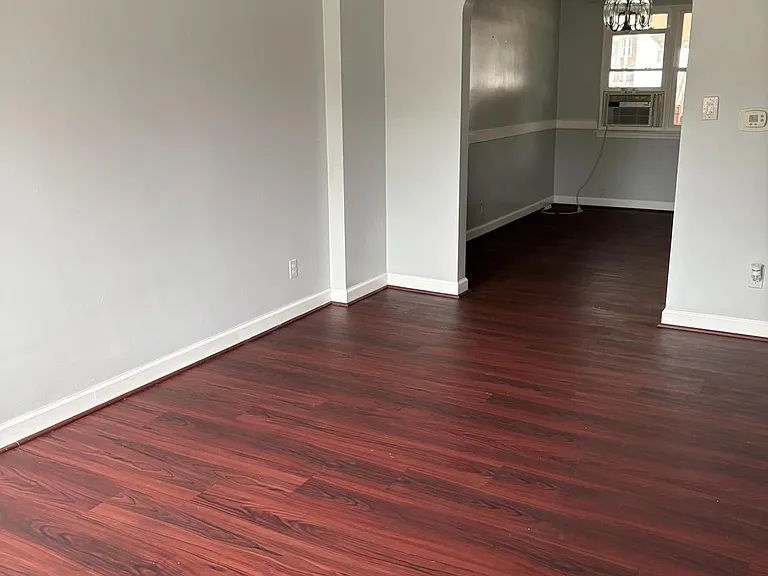 1542 Becklow Ave — Photo 8
