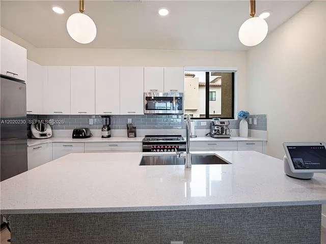 4534 NW 83rd Ave — Photo 12