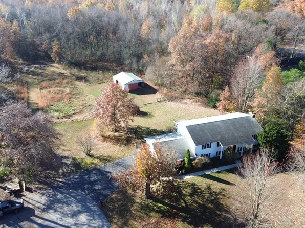 9646 Fairhaven Cir, Demotte, IN 46310