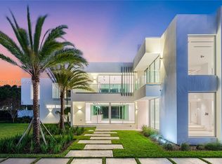 3280 Lake Ridge Ln, Fort Lauderdale, FL 33332