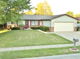 1010 Lancaster Dr, Rantoul, IL 61866