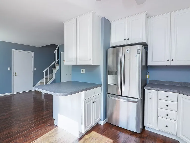 7320 Trent Rd — Photo 6