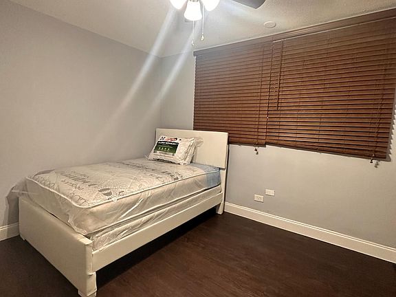 2nd image of 190 NE 43rd St #2