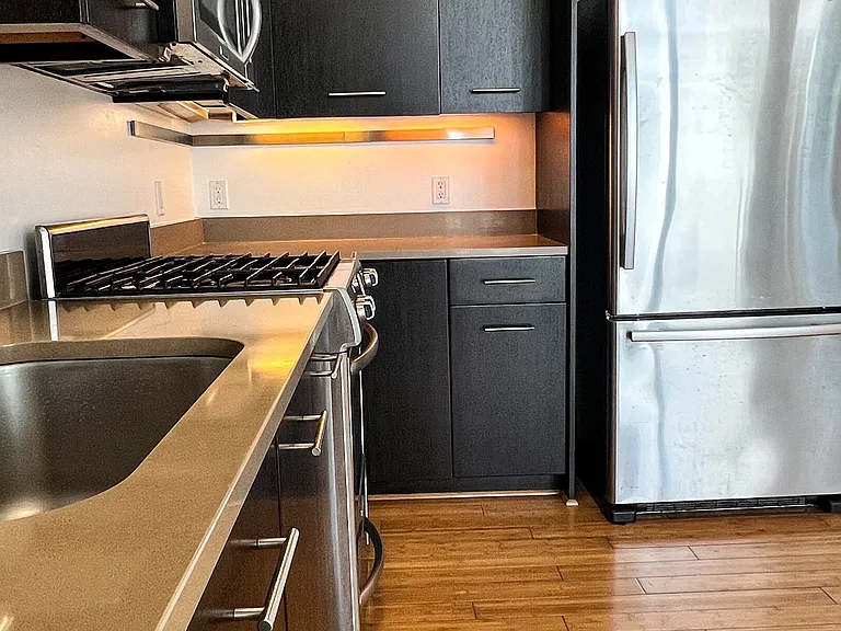 238 S Arroyo Pkwy — Photo 15