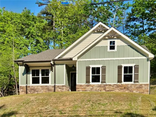 218 Chickasaw Dr, Waleska, GA 30183