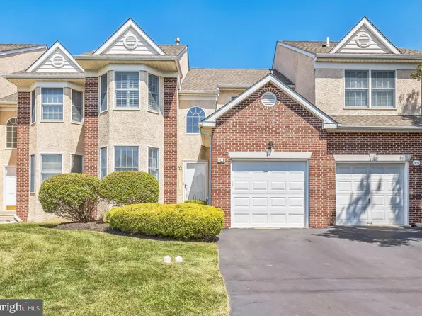 103 Durham Ct, Ambler, PA 19002