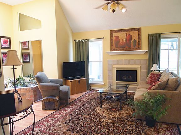 2nd image of 6936 Fox Mesa Ln