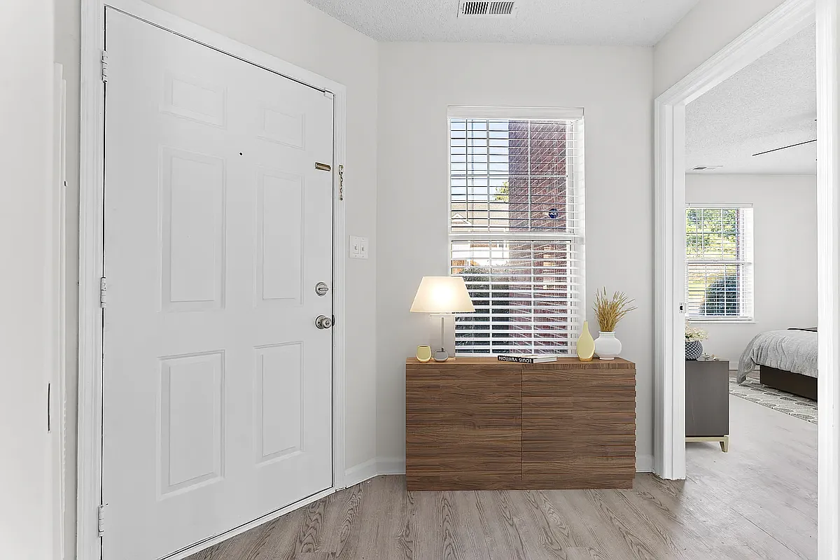 Skyside Landing Apartments — Photo 2