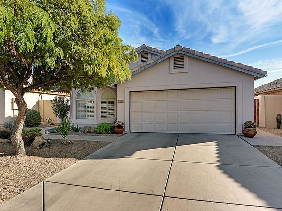 2nd image of 4033 E Desert Marigold Dr