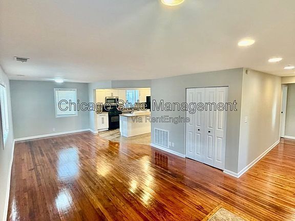 3rd image of 16729 Western Ave