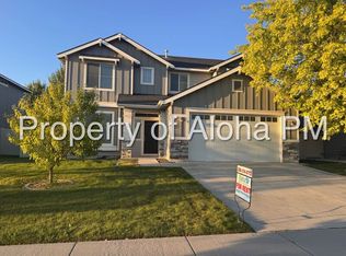 817 E Ionia Dr, Meridian, ID 83642