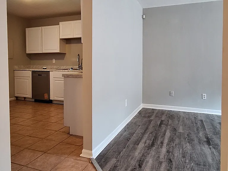 2429 Arkansas Ave — Photo 10