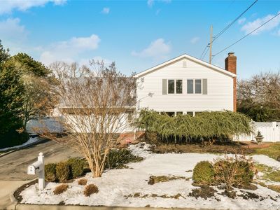 10 Marie Crescent, East Patchogue, NY, 11772