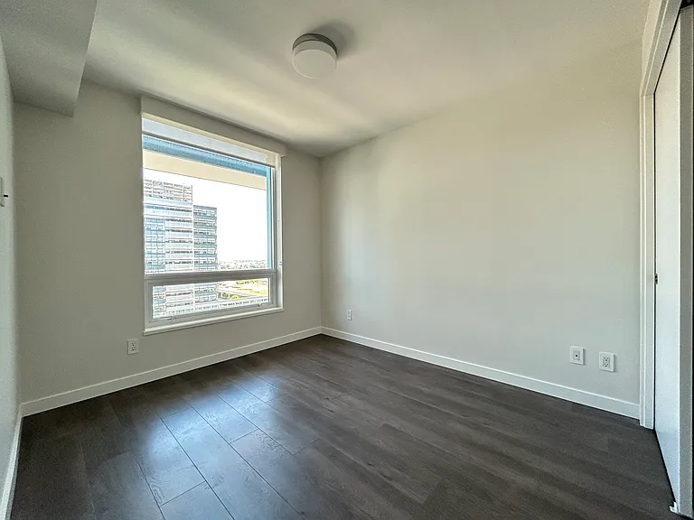 8189 Cambie St #1606 — Photo 5