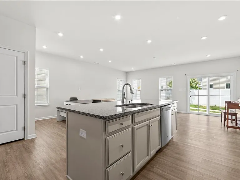 120 Bicameral Ln — Photo 6