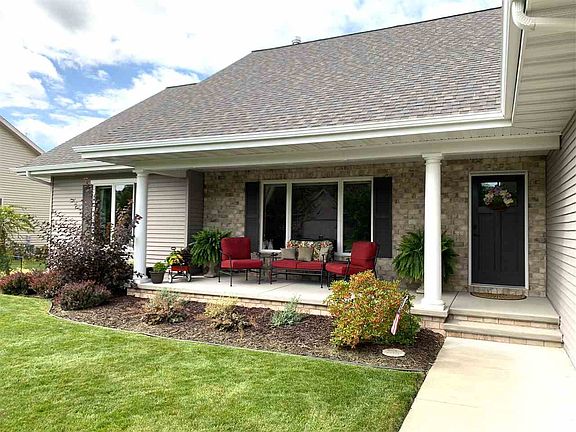 Spacious front porch