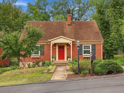 630 Parkview Ave, Staunton, VA, 24401