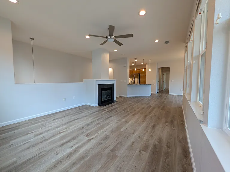 501 Elmhurst Way #A — Photo 10