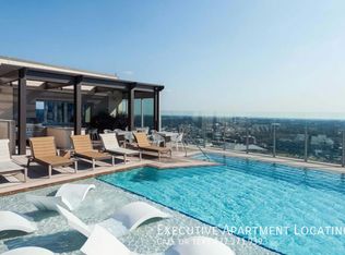 907 W 5th St #2, Austin, TX 78703