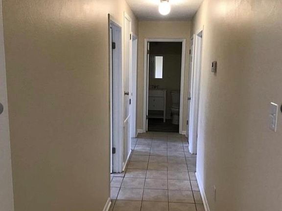 4th image of 14171 Lindsay Dr