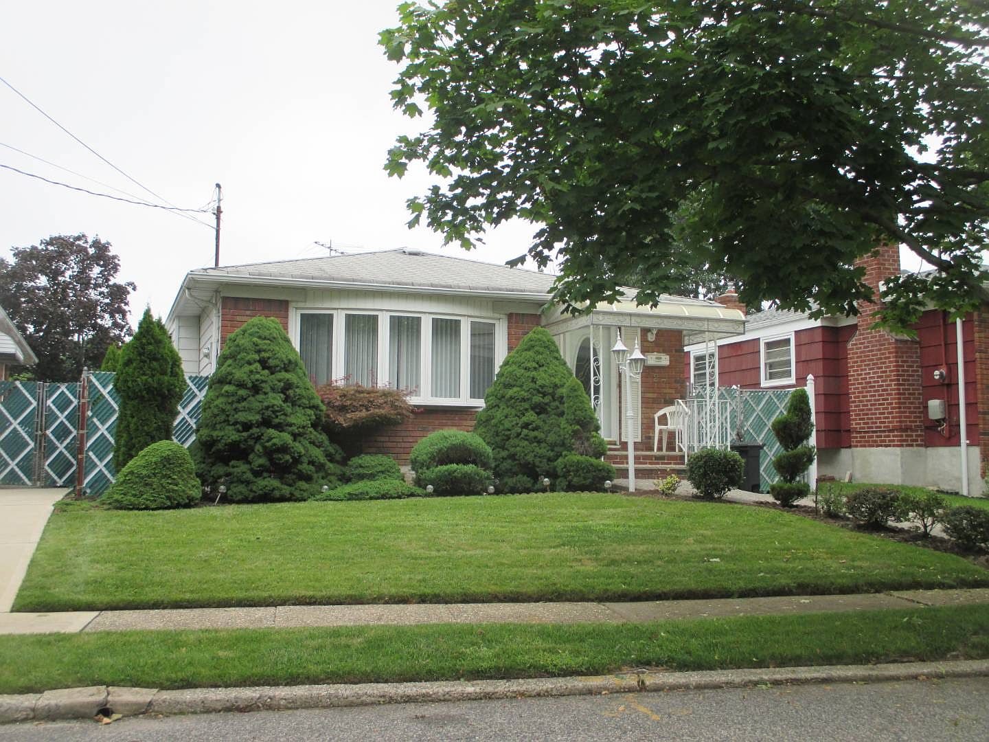 127 Wolverine St, Staten Island, NY 10306 Zillow
