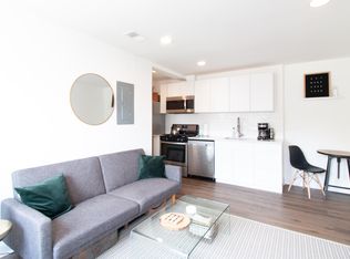 239 12th Pl NE APT 1, Washington, DC 20002