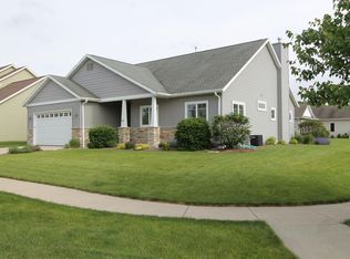 1401 McWan Dr, Burlington, WI 53105