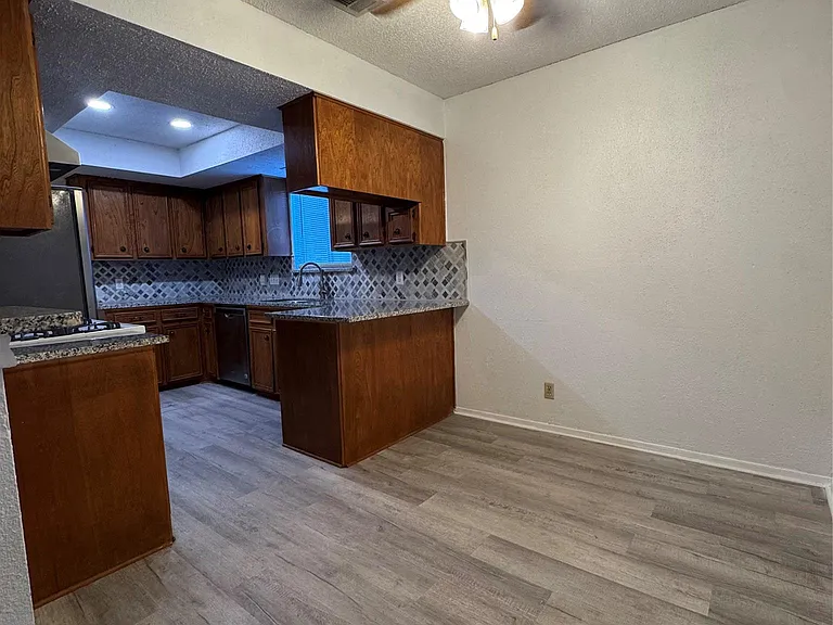 12325 Double Tree Ln — Photo 10