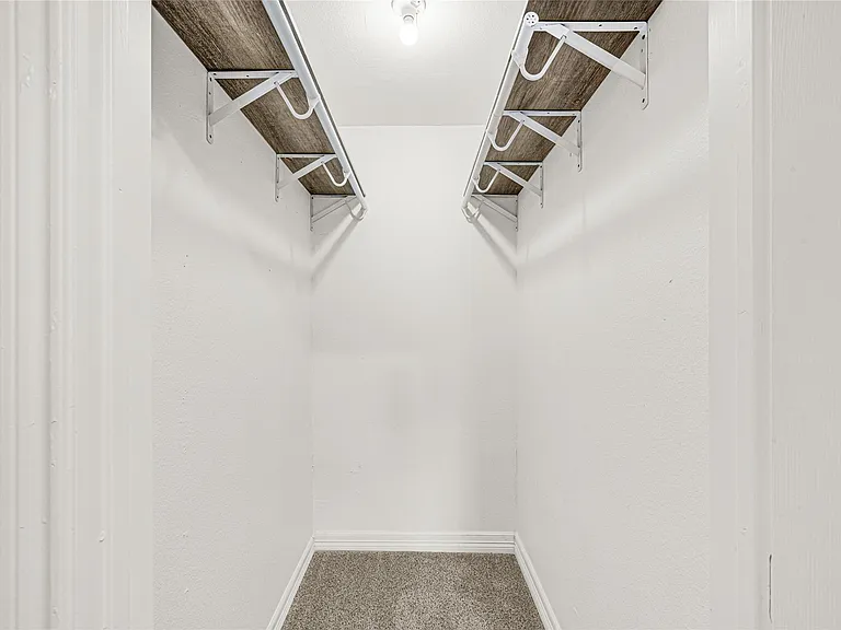 2631 Mansfield St — Photo 19