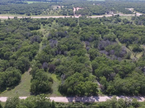 89 Paradise Oaks, Perrin, TX 76486