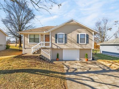 507 Poplar St, Peculiar, MO, 64078