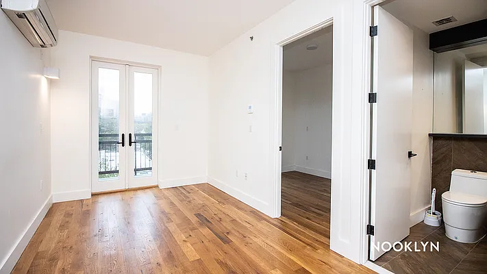 Rented by Nooklyn NYC LLC | media 20