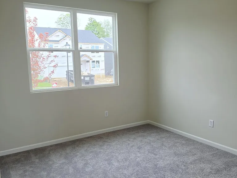 11144 Castlebrook Dr — Photo 5
